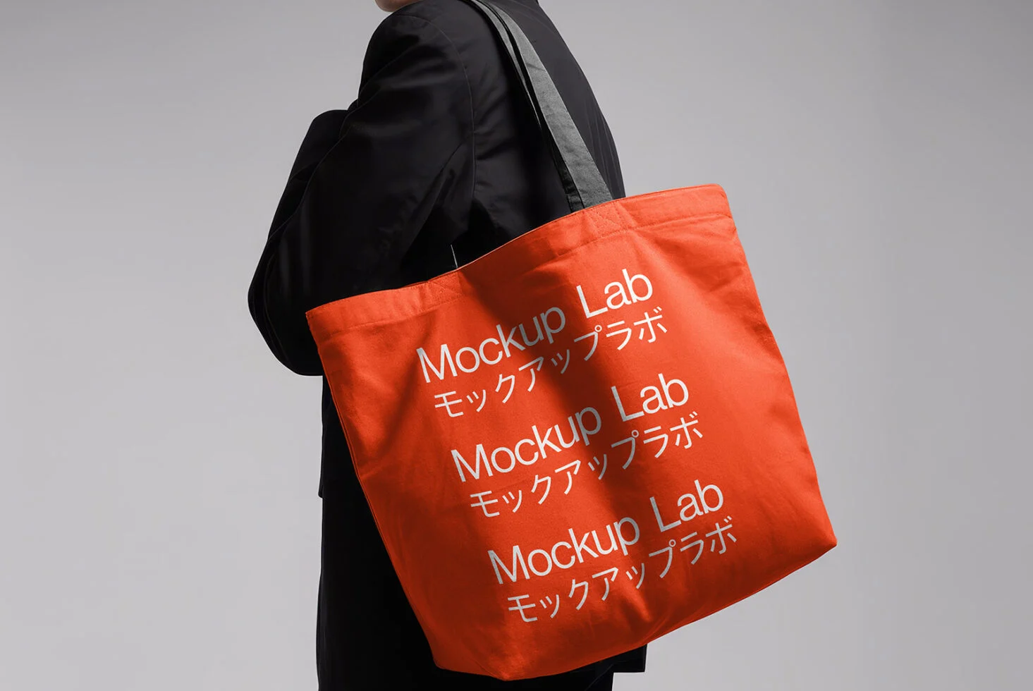 01_Tote-Bag-05ML-Mockup-main1-1465x980